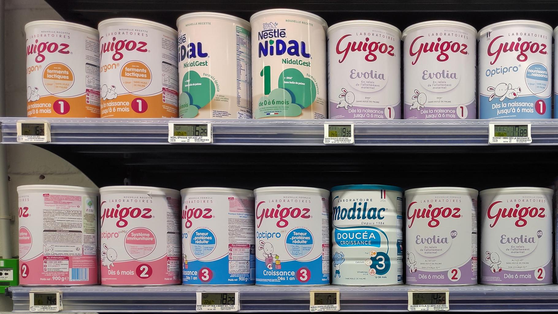 Illustration de supermarché et produits