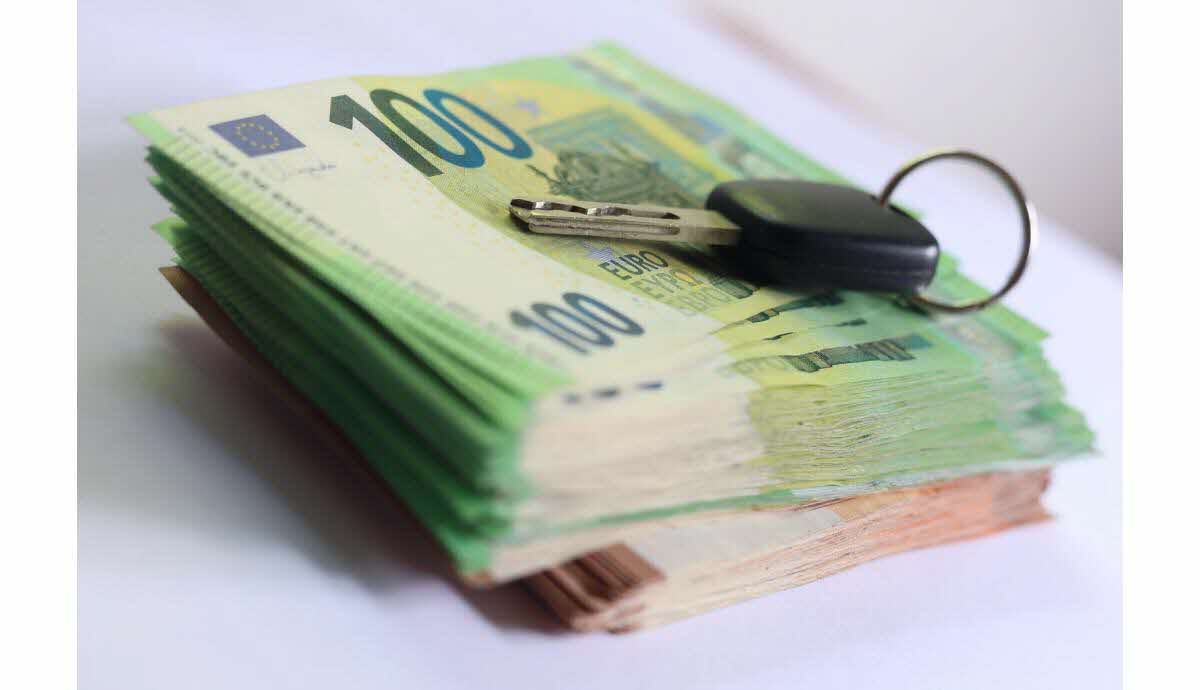 Photo associée à l'histoire d'identité et véhicule