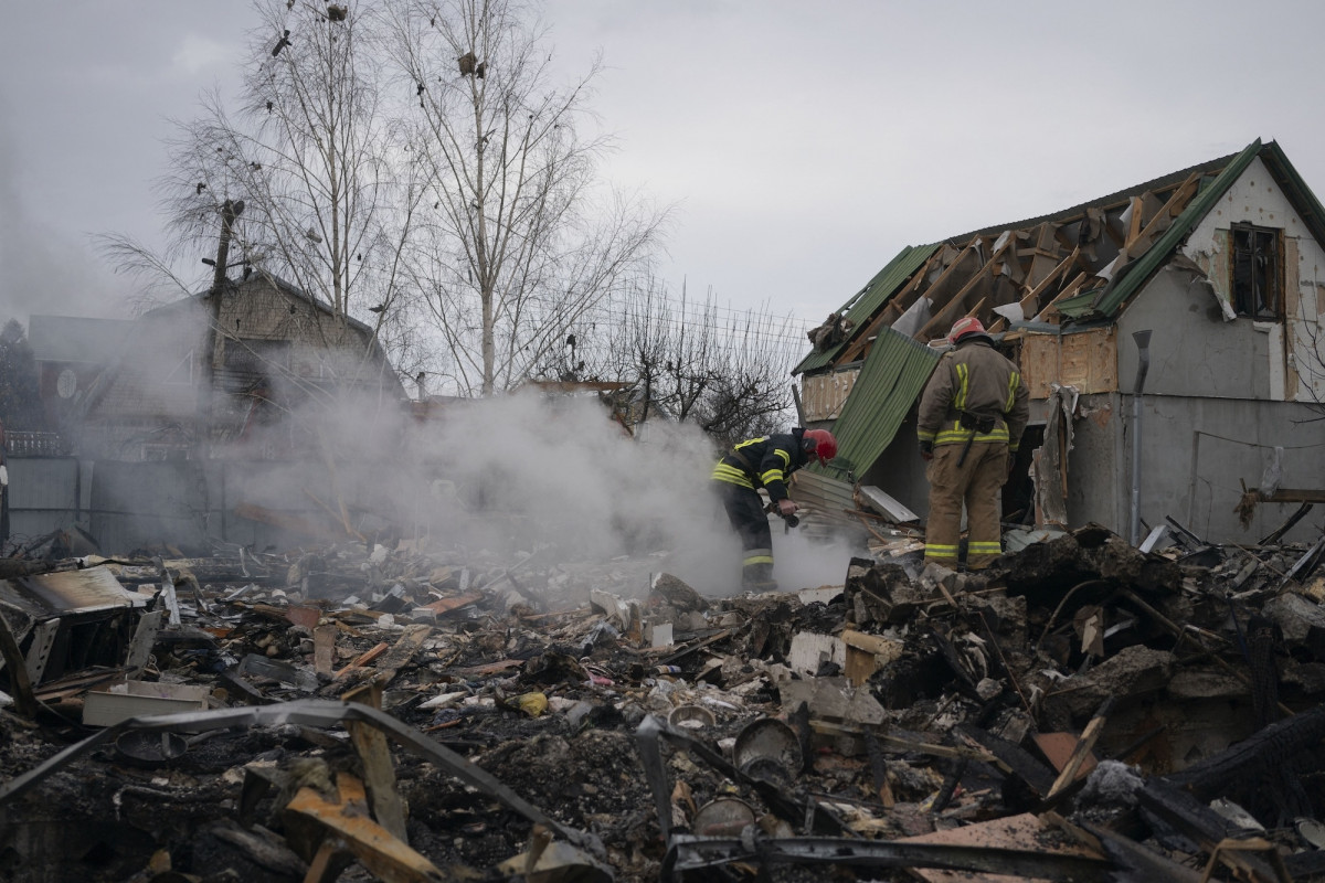 Drones russes et pompiers à Vilnyansk, Zaporijjia