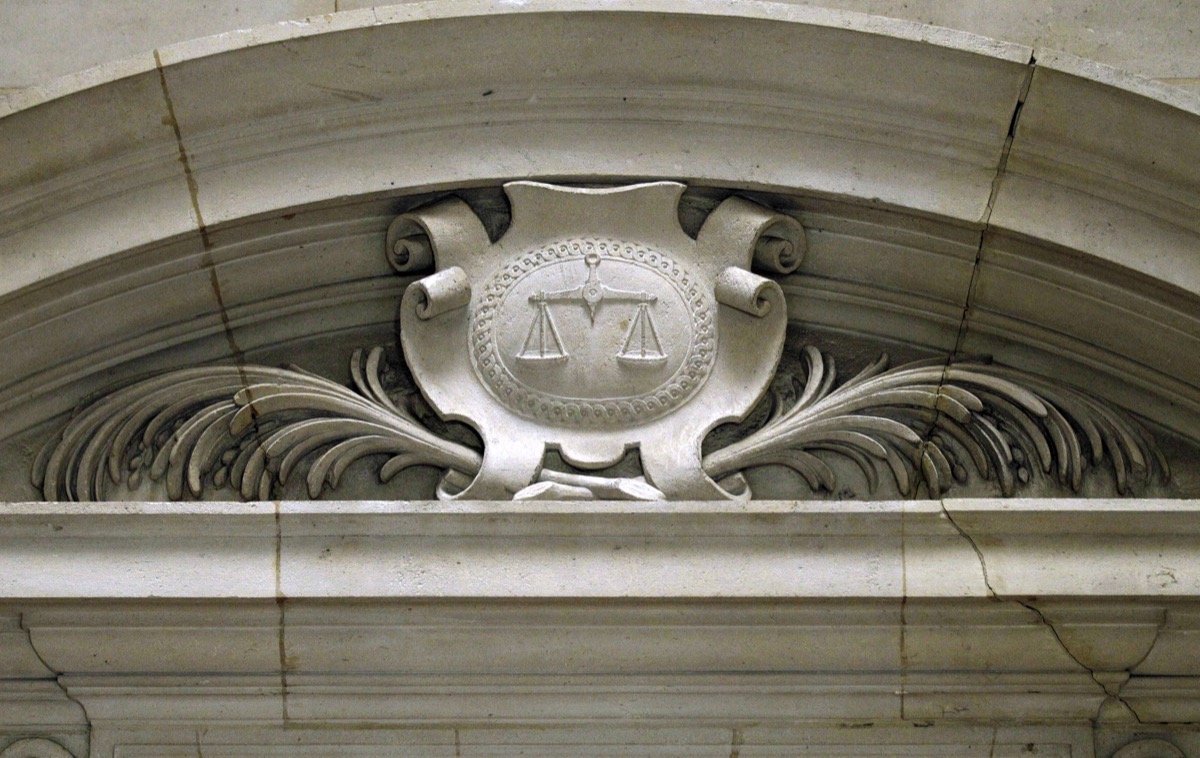 Surveillante d’Aix-Luynes en procès