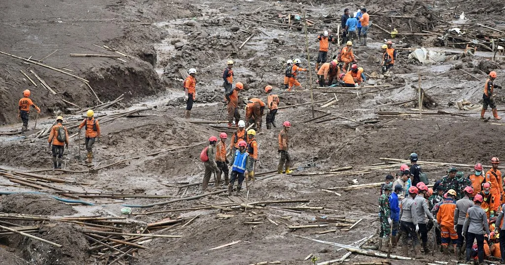 Indonésie: glissement de terrain près de Bandung s'alourdit