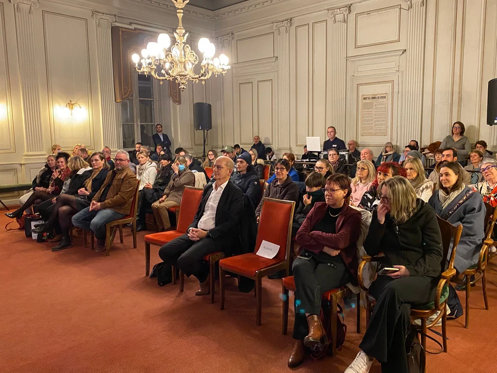 Lons-le-Saunier : Gagnants et récompenses lors de la Hotte de Noël