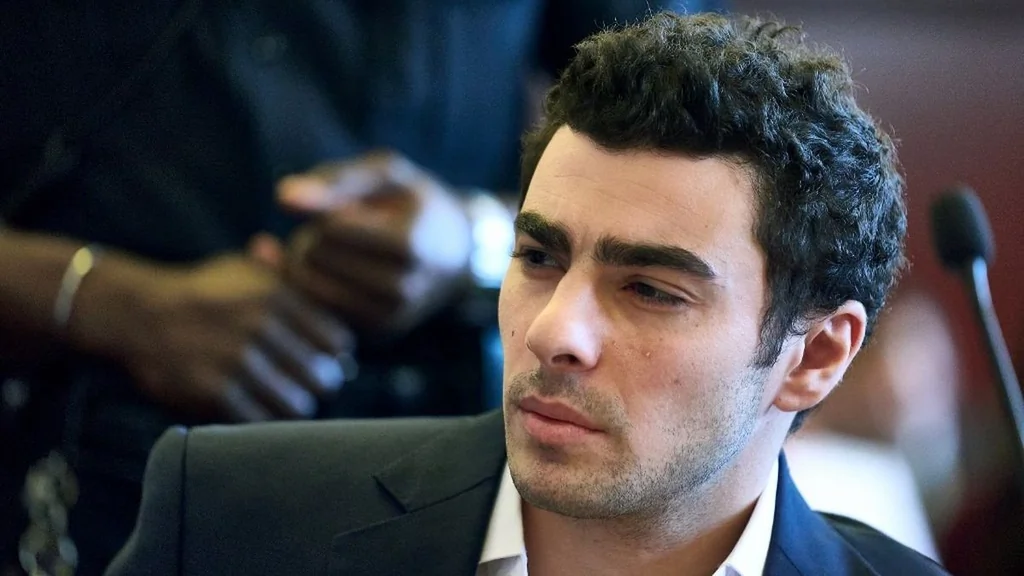 Luigi Mangione échappe à la peine de mort dans l’affaire d’un PDG d’assurance