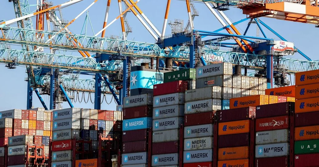 Maersk prête à gérer temporairement les ports du canal de Panama