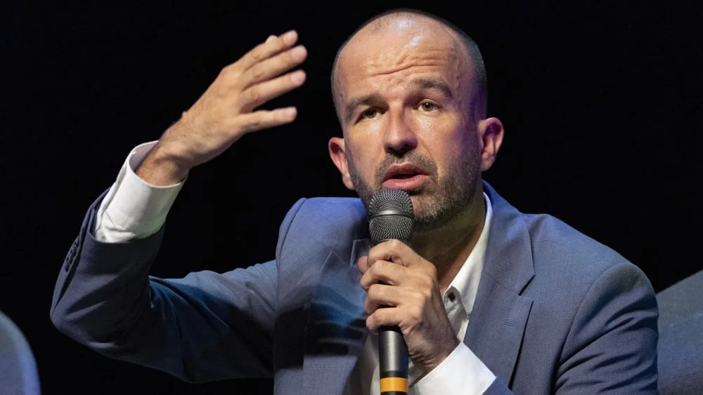 Manuel Bompard appelle à sanctionner les partis ayant fait passer le budget lors des municipales