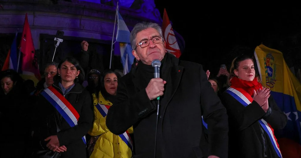 Mélenchon appelle LFI à incarner la nouvelle France aux municipales