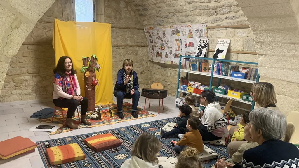 Petites entreprises, colis et culture locale en débat
