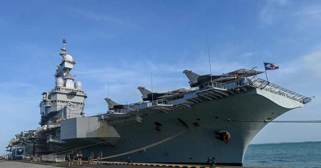 Porte-avions Charles de Gaulle: Orion 26 en Atlantique