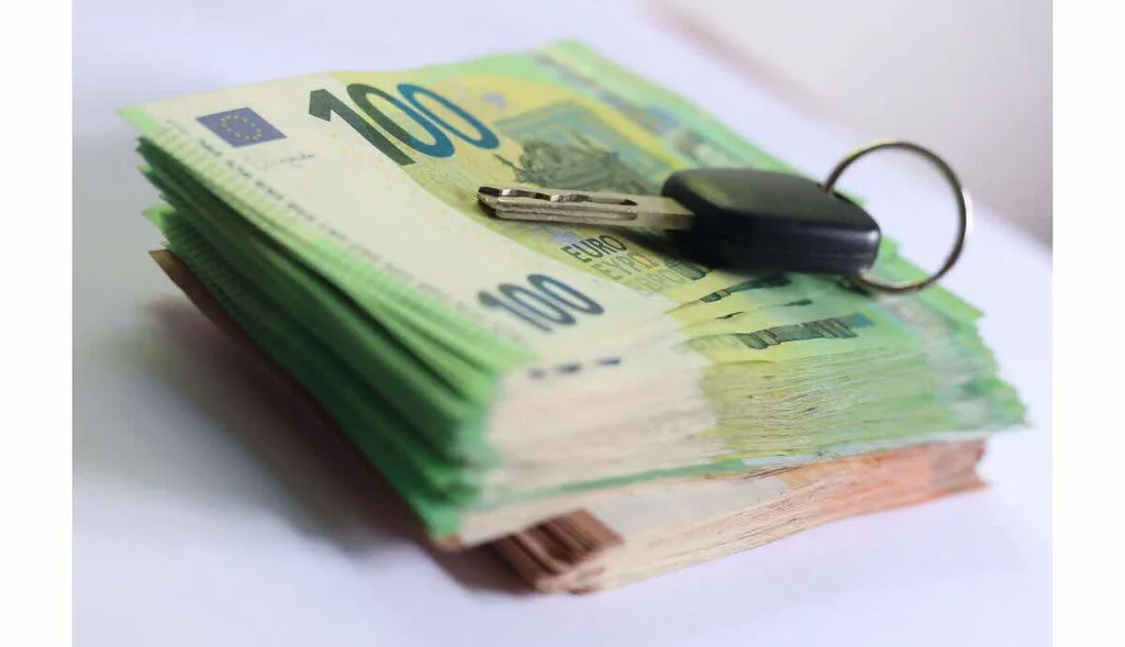 Témoignage: une voiture achetée à son nom liée à des cambriolages