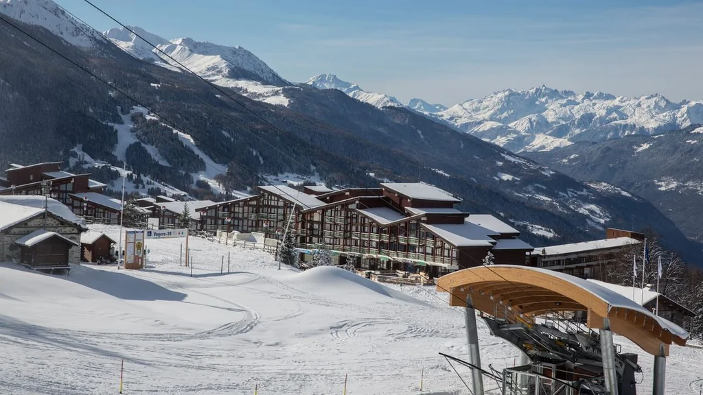 Trafic de protoxyde d'azote démantelé aux Arcs: plus de 6 000 bouteilles