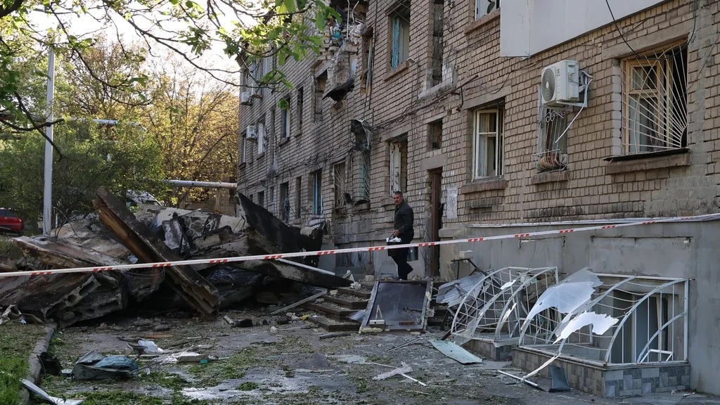 Trois morts dans des frappes à Zaporijia et négociations en Ukraine