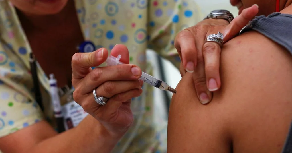 Vaccination grippe et Covid-19 prolongée jusqu’à fin février 2026