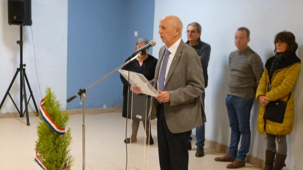 Vœux municipaux: fin de mandat et projets locaux dans trois communes