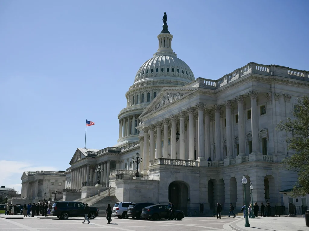 200 milliards $ pour la guerre en Iran : le Congrès s'y oppose