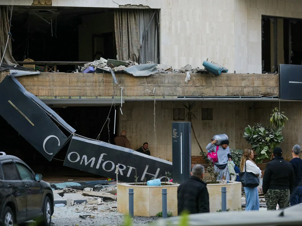 Attaque israélienne contre un hôtel à Beyrouth fait quatre morts