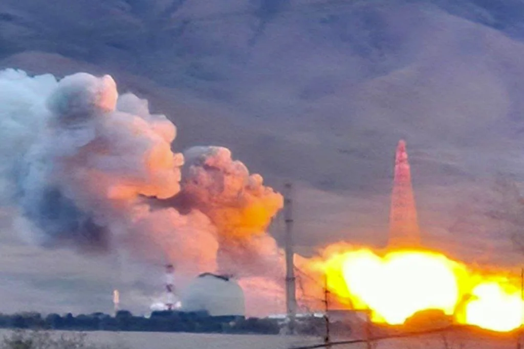 Avertissement iranien après 3e frappe près de Bushehr