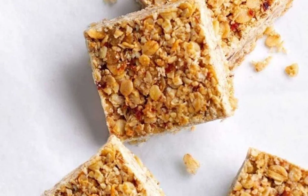 Barres d'avoine au beurre de cacahuète savoureuses