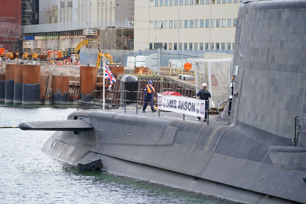 Sous-marine britannique armée de Tomahawk en mer d'Arabie
