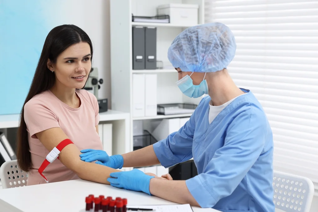 Test sanguin révolutionnaire détecte 10 cancers précocement