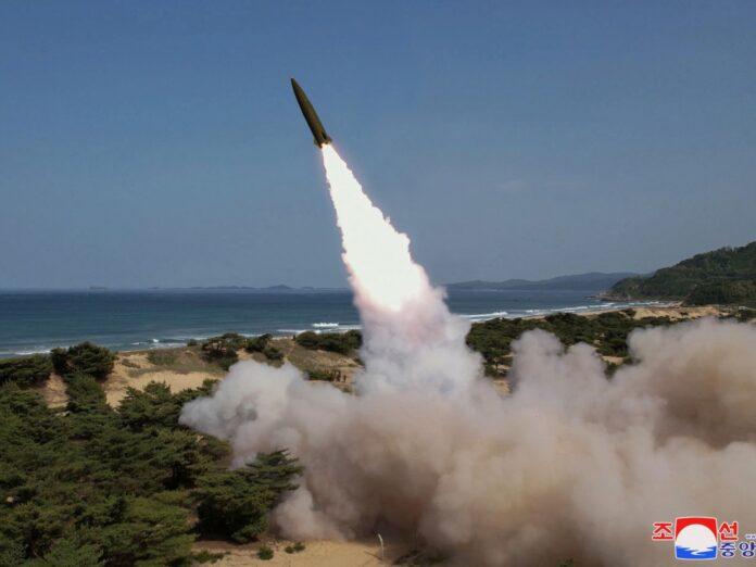 Corée du Nord : lancement de missiles balistiques en mer de l’Est