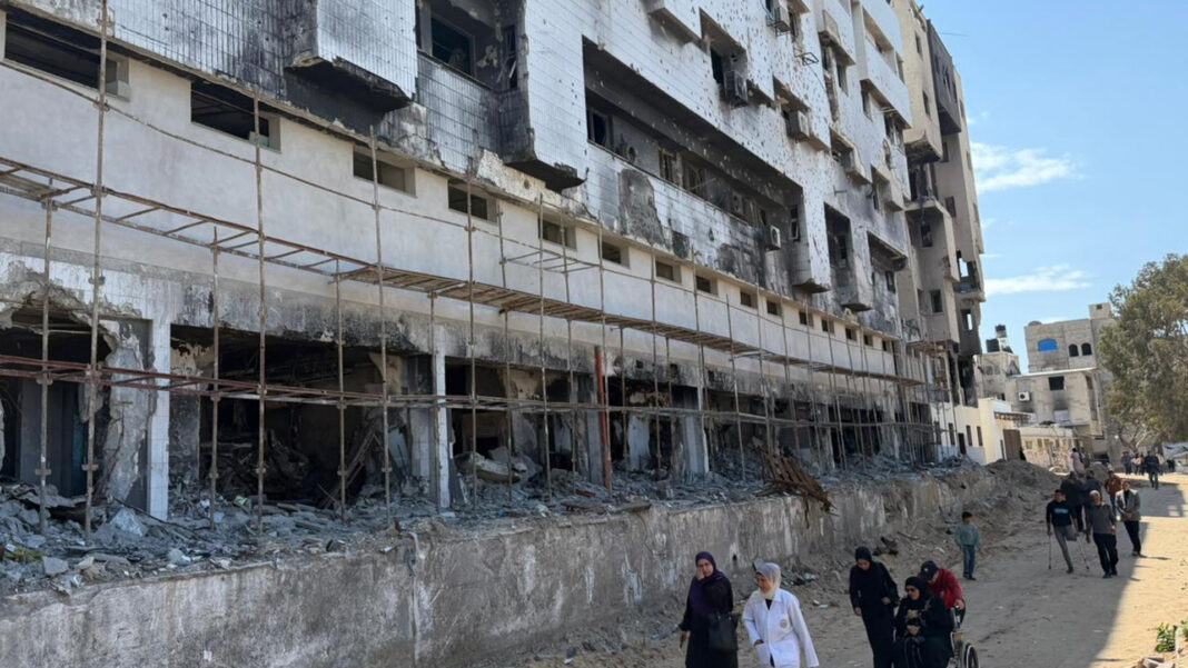 Gaza : le récit de la destruction de la santé au complexe Al-Chifa