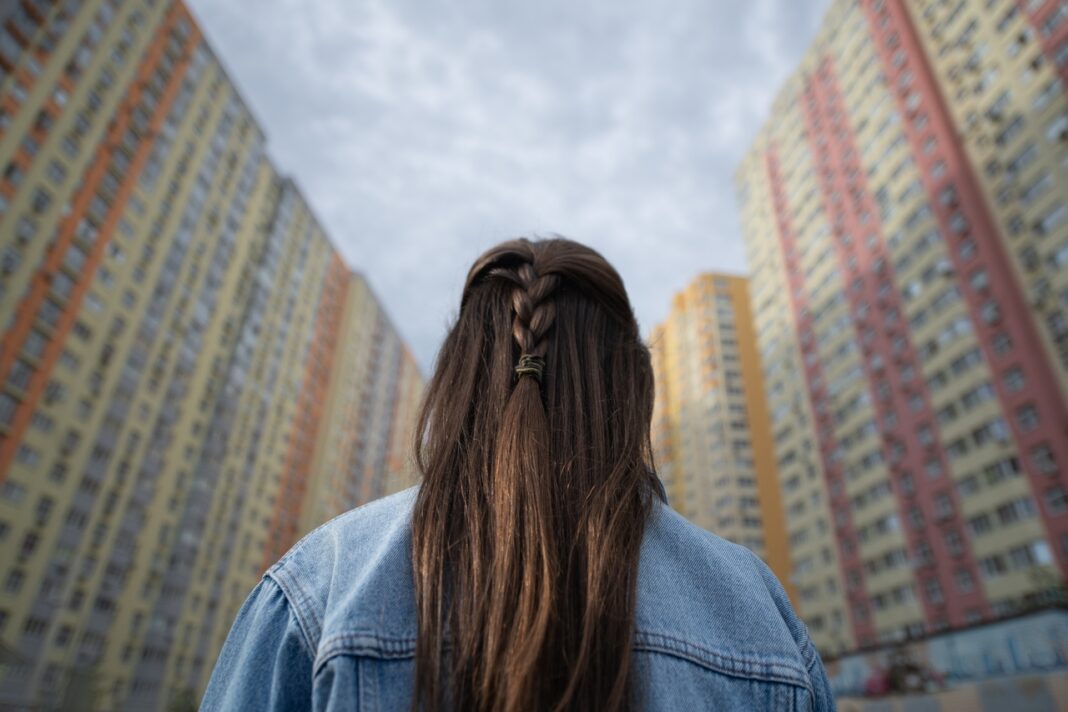 Inflammation et précarité : un duo à risque pour le cœur des femmes