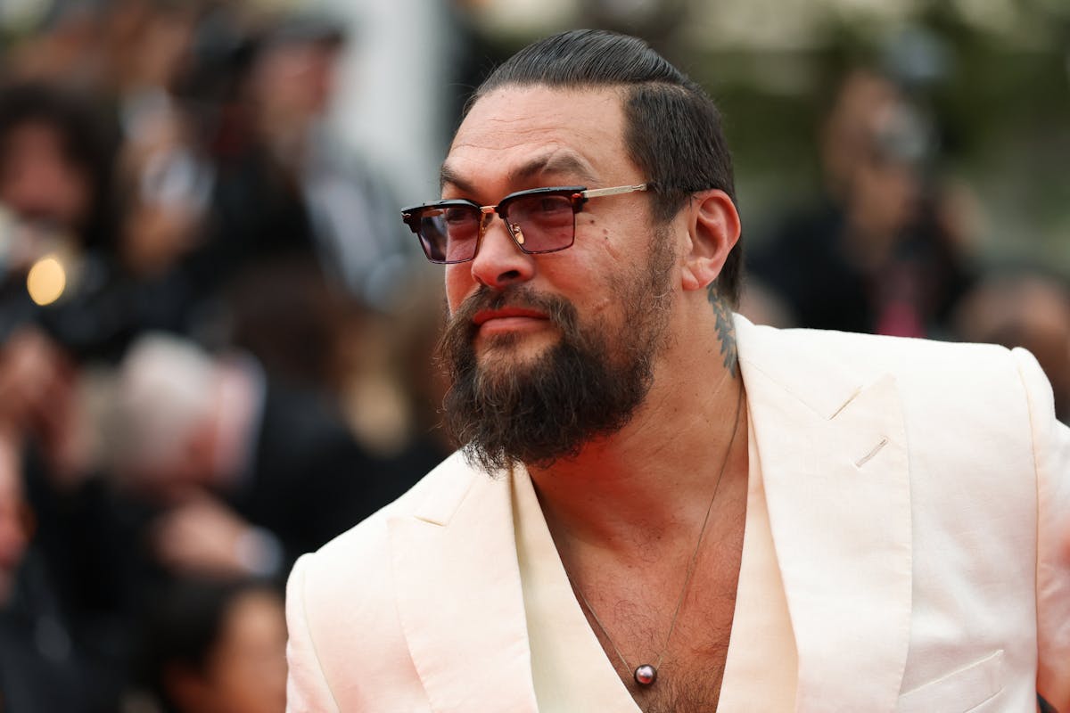Jason Momoa raconte comment il a arrêté de fumer après un drame