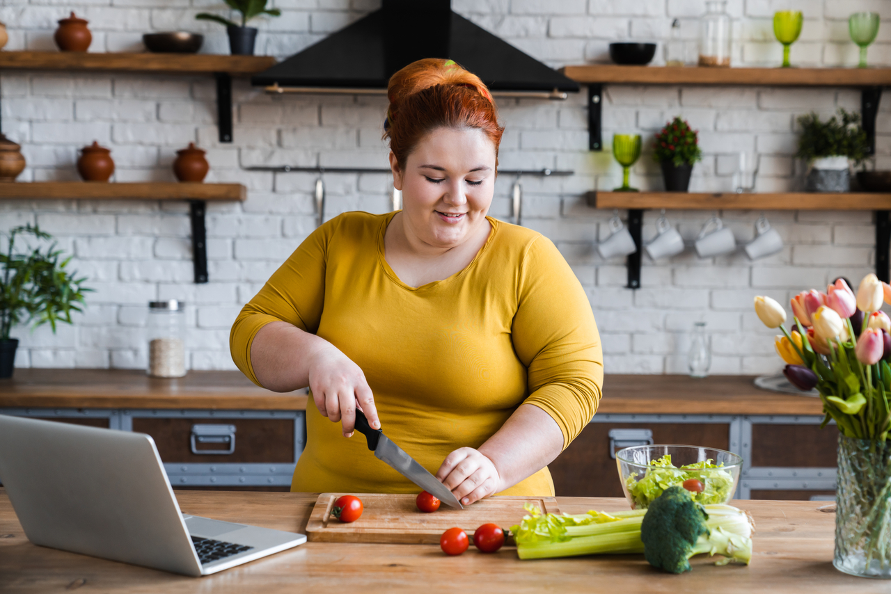 Obésité génétique : manger tôt favorise la perte de poids efficace