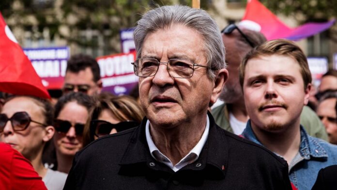Jean-Luc Mélenchon officialise sa candidature à la présidentielle 2027 sur TF1