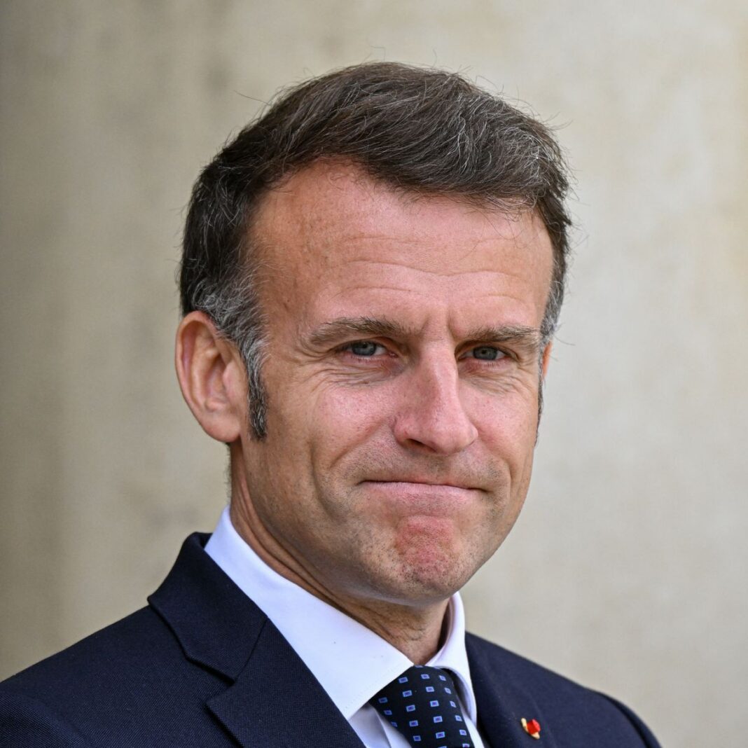 Illustration du retour de l’ambassadeur de France en Algérie dans un contexte de dégel diplomatique