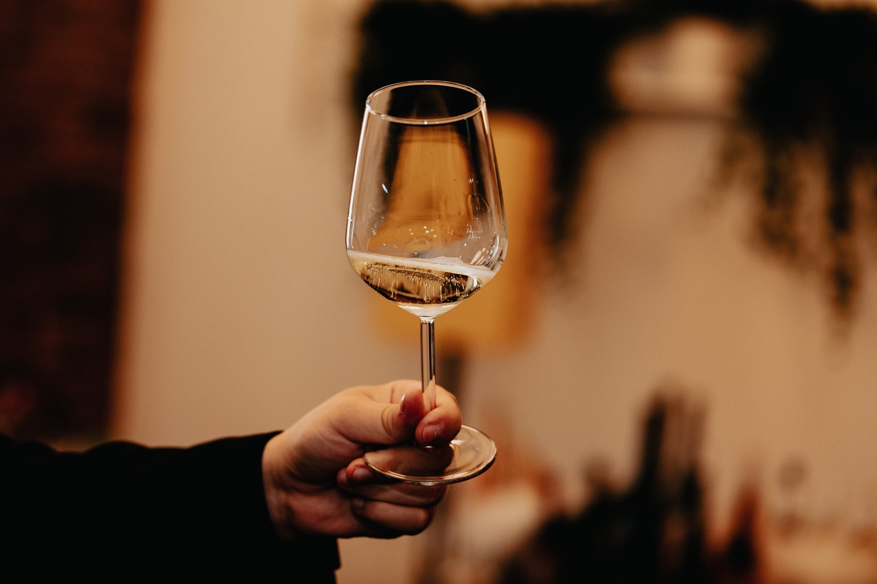 Vin et cancer : pourquoi même un verre augmente le risque